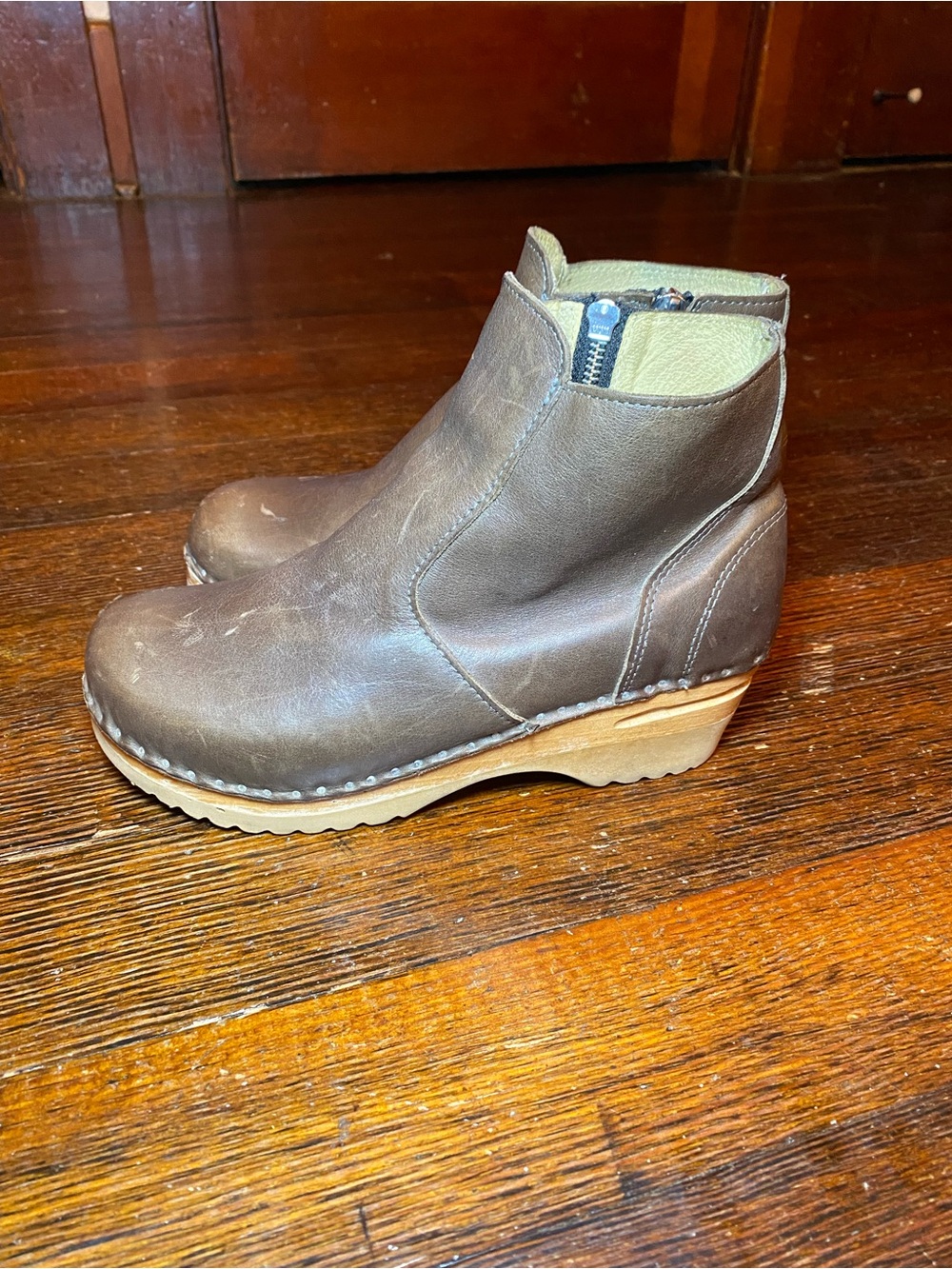 VGUC Troentorp Rockwell Clog Boot Brown Leather Wedge Ankle Booties Side Zipper